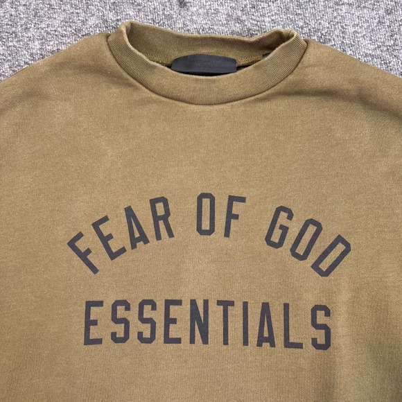 Fear of God Essentials Crewneck Sweatshirt Men S Military Green Pockets Pullover - Picture 10 of 16